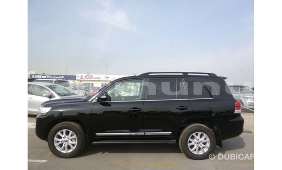 Buy Import Toyota Land Cruiser Black Car in Import - Dubai in Region of Bouenza Buy Import Toyota Land Cruiser Black Car in Import - Dubai in Region of Bouenza