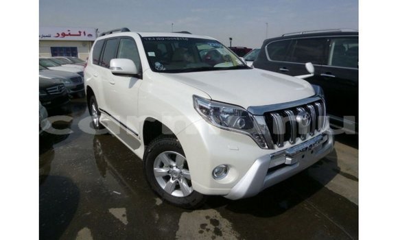 Buy Import Toyota Prado White Car in Import - Dubai in Region of Bouenza Buy Import Toyota Prado White Car in Import - Dubai in Region of Bouenza