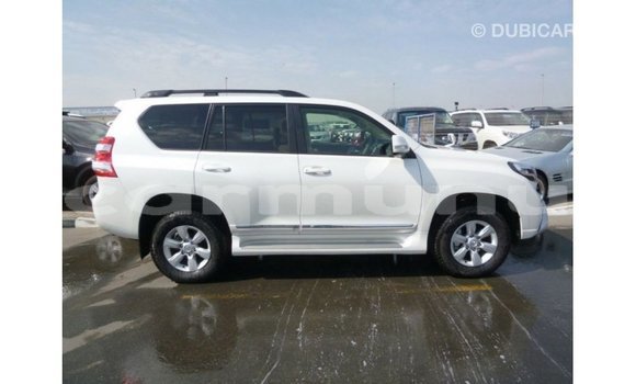 Buy Import Toyota Prado White Car in Import - Dubai in Region of Bouenza Buy Import Toyota Prado White Car in Import - Dubai in Region of Bouenza