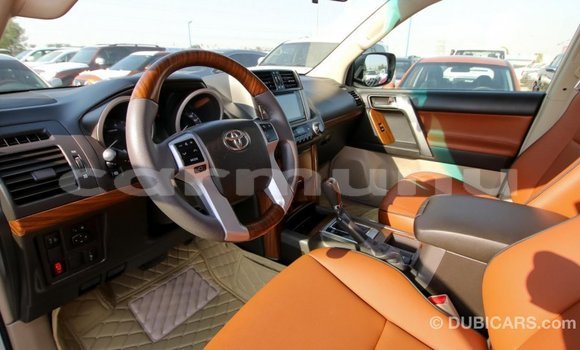 Buy Import Toyota Prado White Car in Import - Dubai in Region of Bouenza Buy Import Toyota Prado White Car in Import - Dubai in Region of Bouenza