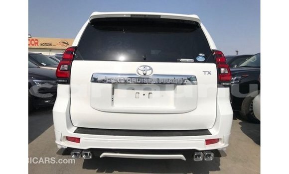 Buy Import Toyota Prado White Car in Import - Dubai in Region of Bouenza Buy Import Toyota Prado White Car in Import - Dubai in Region of Bouenza