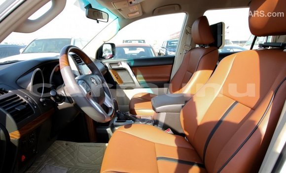 Buy Import Toyota Prado White Car in Import - Dubai in Region of Bouenza Buy Import Toyota Prado White Car in Import - Dubai in Region of Bouenza