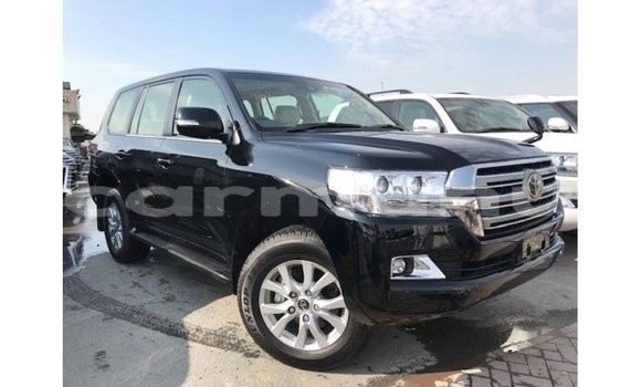 Acheter Import Voiture Toyota Land Cruiser Noir à Import - Dubai, Région de la Bouenza Acheter Import Voiture Toyota Land Cruiser Noir à Import - Dubai, Région de la Bouenza