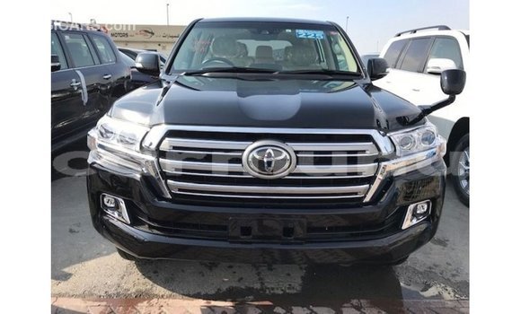 Acheter Import Voiture Toyota Land Cruiser Noir à Import - Dubai, Région de la Bouenza Acheter Import Voiture Toyota Land Cruiser Noir à Import - Dubai, Région de la Bouenza