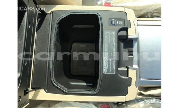 Acheter Import Voiture Toyota Land Cruiser Noir à Import - Dubai, Région de la Bouenza Acheter Import Voiture Toyota Land Cruiser Noir à Import - Dubai, Région de la Bouenza