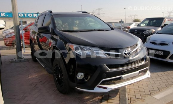 Acheter Import Voiture Toyota RAV4 Noir à Import - Dubai, Région de la Bouenza Acheter Import Voiture Toyota RAV4 Noir à Import - Dubai, Région de la Bouenza