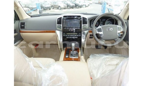 Buy Import Toyota Land Cruiser Black Car in Import - Dubai in Region of Bouenza Buy Import Toyota Land Cruiser Black Car in Import - Dubai in Region of Bouenza