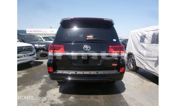 Acheter Import Voiture Toyota Land Cruiser Noir à Import - Dubai, Région de la Bouenza Acheter Import Voiture Toyota Land Cruiser Noir à Import - Dubai, Région de la Bouenza