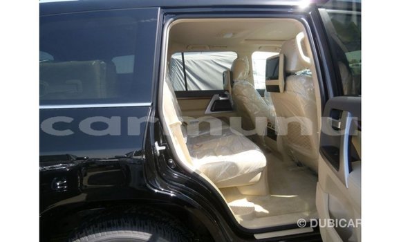 Acheter Import Voiture Toyota Land Cruiser Noir à Import - Dubai, Région de la Bouenza Acheter Import Voiture Toyota Land Cruiser Noir à Import - Dubai, Région de la Bouenza
