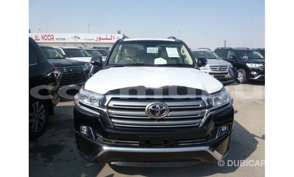 Buy Import Toyota Land Cruiser Black Car in Import - Dubai in Region of Bouenza Buy Import Toyota Land Cruiser Black Car in Import - Dubai in Region of Bouenza