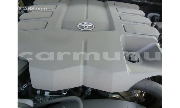 Buy Import Toyota Land Cruiser Black Car in Import - Dubai in Region of Bouenza Buy Import Toyota Land Cruiser Black Car in Import - Dubai in Region of Bouenza