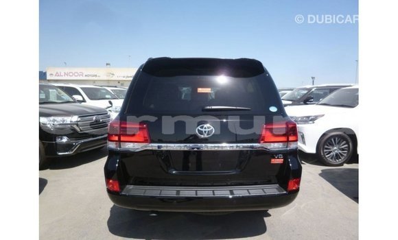 Buy Import Toyota Land Cruiser Black Car in Import - Dubai in Region of Bouenza Buy Import Toyota Land Cruiser Black Car in Import - Dubai in Region of Bouenza