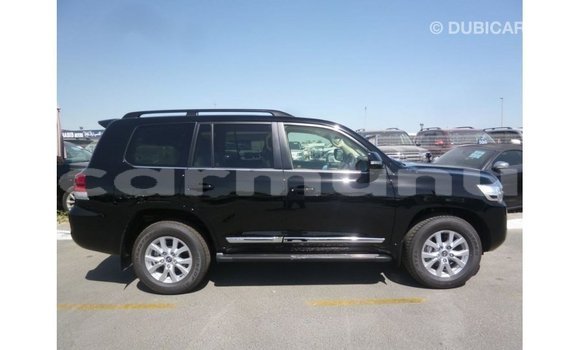 Buy Import Toyota Land Cruiser Black Car in Import - Dubai in Region of Bouenza Buy Import Toyota Land Cruiser Black Car in Import - Dubai in Region of Bouenza
