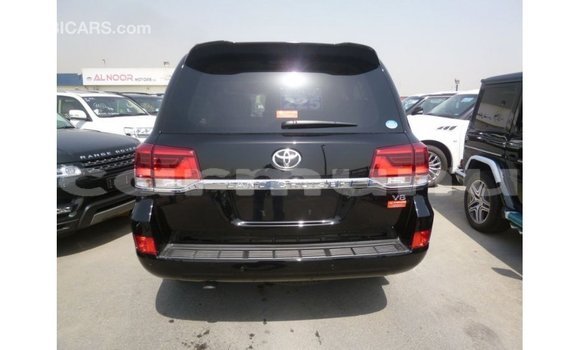 Buy Import Toyota Land Cruiser Black Car in Import - Dubai in Region of Bouenza Buy Import Toyota Land Cruiser Black Car in Import - Dubai in Region of Bouenza