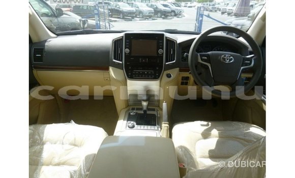 Acheter Import Voiture Toyota Land Cruiser Noir à Import - Dubai, Région de la Bouenza Acheter Import Voiture Toyota Land Cruiser Noir à Import - Dubai, Région de la Bouenza