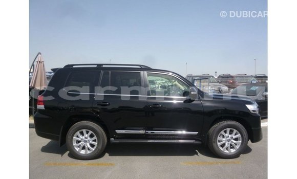 Acheter Import Voiture Toyota Land Cruiser Noir à Import - Dubai, Région de la Bouenza Acheter Import Voiture Toyota Land Cruiser Noir à Import - Dubai, Région de la Bouenza