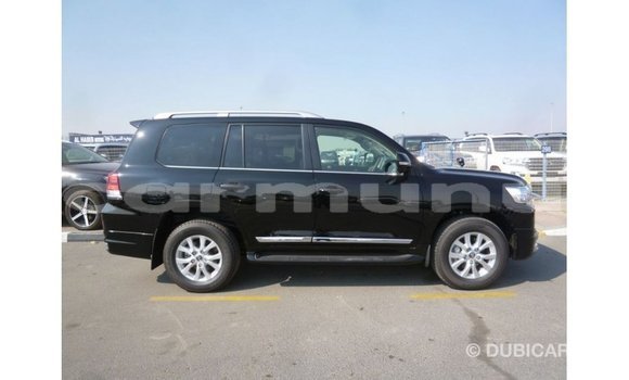 Buy Import Toyota Land Cruiser Black Car in Import - Dubai in Region of Bouenza Buy Import Toyota Land Cruiser Black Car in Import - Dubai in Region of Bouenza