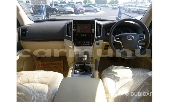 Acheter Import Voiture Toyota Land Cruiser Noir à Import - Dubai, Région de la Bouenza Acheter Import Voiture Toyota Land Cruiser Noir à Import - Dubai, Région de la Bouenza