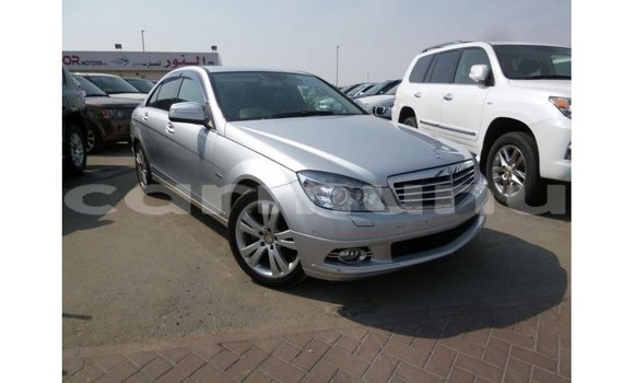 Buy Import Mercedes-Benz 200 Other Car in Import - Dubai in Region of Bouenza Buy Import Mercedes-Benz 200 Other Car in Import - Dubai in Region of Bouenza