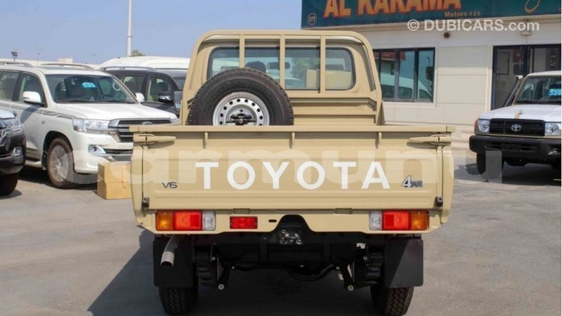 Big with watermark toyota land cruiser region of bouenza import dubai 3189