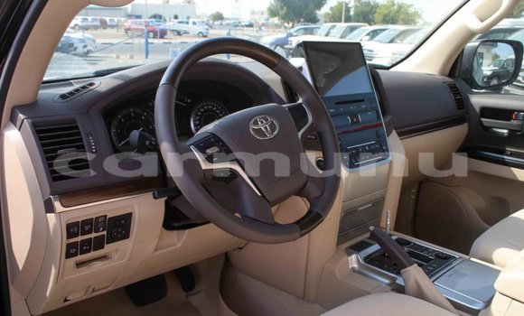Acheter Import Voiture Toyota Land Cruiser Noir à Import - Dubai, Région de la Bouenza Acheter Import Voiture Toyota Land Cruiser Noir à Import - Dubai, Région de la Bouenza