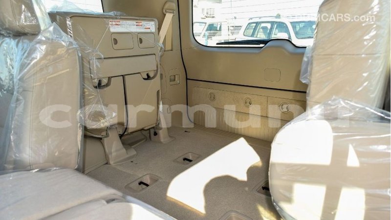 Big with watermark toyota land cruiser region de la bouenza import dubai 3194