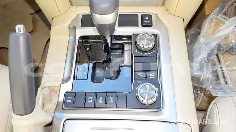 Big with watermark toyota land cruiser region of bouenza import dubai 3194
