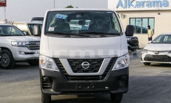 Acheter Import Voiture Nissan Urvan Blanc à Import - Dubai, Région de la Bouenza Acheter Import Voiture Nissan Urvan Blanc à Import - Dubai, Région de la Bouenza