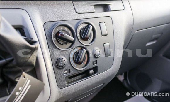 Acheter Import Voiture Nissan Urvan Blanc à Import - Dubai, Région de la Bouenza Acheter Import Voiture Nissan Urvan Blanc à Import - Dubai, Région de la Bouenza