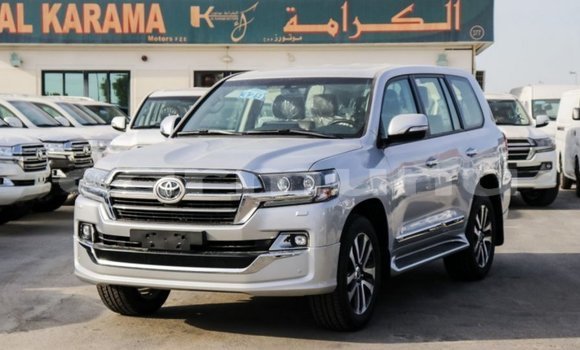 Acheter Import Voiture Toyota Land Cruiser Autre à Import - Dubai, Région de la Bouenza Acheter Import Voiture Toyota Land Cruiser Autre à Import - Dubai, Région de la Bouenza