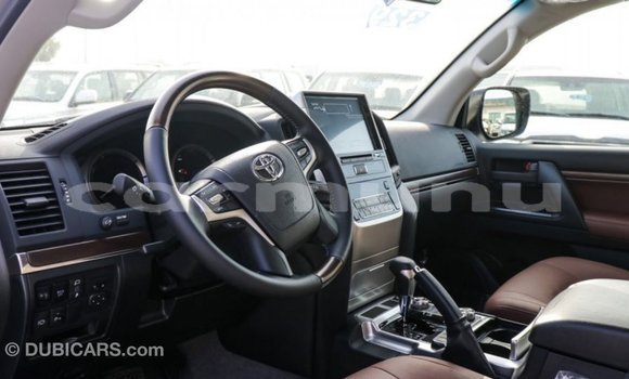 Acheter Import Voiture Toyota Land Cruiser Autre à Import - Dubai, Région de la Bouenza Acheter Import Voiture Toyota Land Cruiser Autre à Import - Dubai, Région de la Bouenza