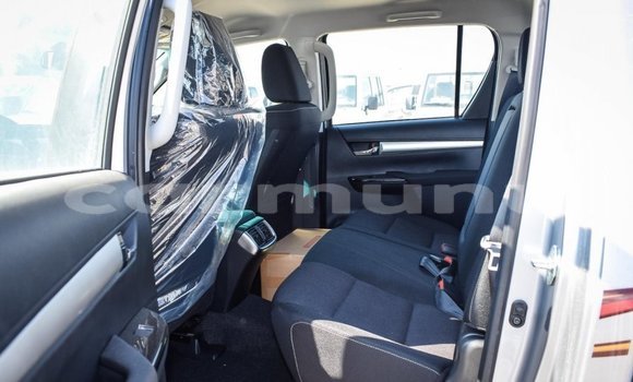 Acheter Import Voiture Toyota Hilux Autre à Import - Dubai, Région de la Bouenza Acheter Import Voiture Toyota Hilux Autre à Import - Dubai, Région de la Bouenza