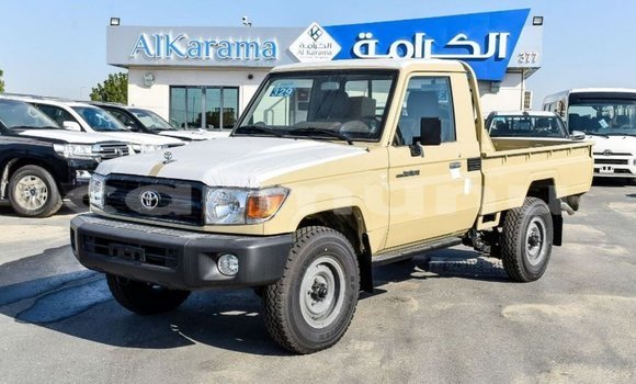 Acheter Import Voiture Toyota Land Cruiser Beige à Import - Dubai, Région de la Bouenza Acheter Import Voiture Toyota Land Cruiser Beige à Import - Dubai, Région de la Bouenza
