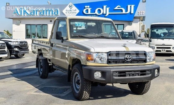 Acheter Import Voiture Toyota Land Cruiser Beige à Import - Dubai, Région de la Bouenza Acheter Import Voiture Toyota Land Cruiser Beige à Import - Dubai, Région de la Bouenza