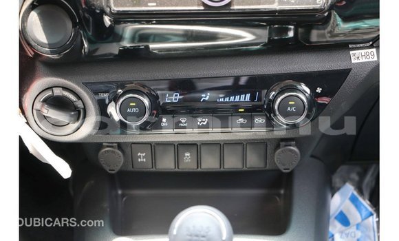 Buy Import Toyota Hilux White Car in Import - Dubai in Region of Bouenza Buy Import Toyota Hilux White Car in Import - Dubai in Region of Bouenza