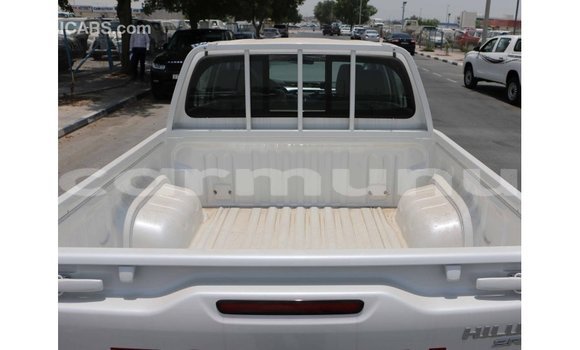 Buy Import Toyota Hilux White Car in Import - Dubai in Region of Bouenza Buy Import Toyota Hilux White Car in Import - Dubai in Region of Bouenza