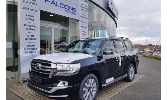 Acheter Import Voiture Toyota Land Cruiser Noir à Import - Dubai, Région de la Bouenza Acheter Import Voiture Toyota Land Cruiser Noir à Import - Dubai, Région de la Bouenza