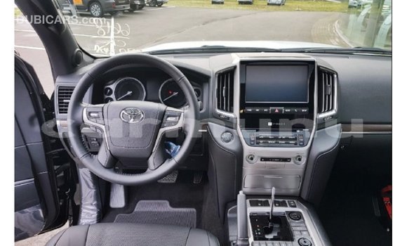 Acheter Import Voiture Toyota Land Cruiser Noir à Import - Dubai, Région de la Bouenza Acheter Import Voiture Toyota Land Cruiser Noir à Import - Dubai, Région de la Bouenza