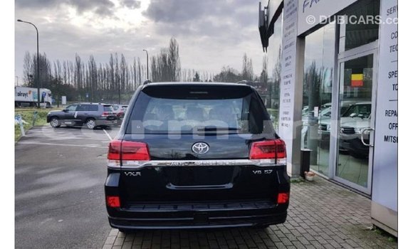 Buy Import Toyota Land Cruiser Black Car in Import - Dubai in Region of Bouenza Buy Import Toyota Land Cruiser Black Car in Import - Dubai in Region of Bouenza