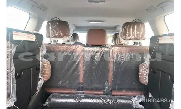 Buy Import Toyota Land Cruiser Black Car in Import - Dubai in Region of Bouenza Buy Import Toyota Land Cruiser Black Car in Import - Dubai in Region of Bouenza