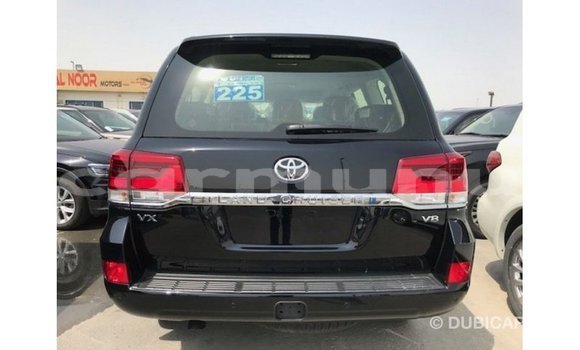 Acheter Import Voiture Toyota Land Cruiser Noir à Import - Dubai, Région de la Bouenza Acheter Import Voiture Toyota Land Cruiser Noir à Import - Dubai, Région de la Bouenza