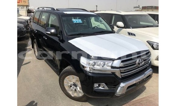 Acheter Import Voiture Toyota Land Cruiser Noir à Import - Dubai, Région de la Bouenza Acheter Import Voiture Toyota Land Cruiser Noir à Import - Dubai, Région de la Bouenza