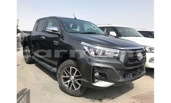 Buy Import Toyota Hilux Black Car in Import - Dubai in Region of Bouenza Buy Import Toyota Hilux Black Car in Import - Dubai in Region of Bouenza
