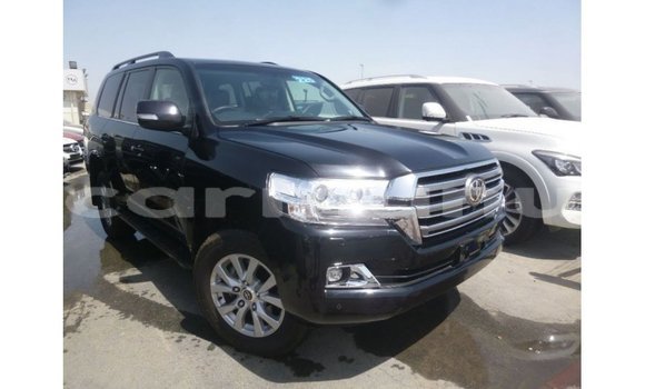 Buy Import Toyota Land Cruiser Black Car in Import - Dubai in Region of Bouenza Buy Import Toyota Land Cruiser Black Car in Import - Dubai in Region of Bouenza
