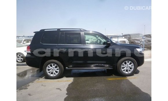 Buy Import Toyota Land Cruiser Black Car in Import - Dubai in Region of Bouenza Buy Import Toyota Land Cruiser Black Car in Import - Dubai in Region of Bouenza