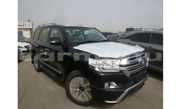 Acheter Import Voiture Toyota Land Cruiser Noir à Import - Dubai, Région de la Bouenza Acheter Import Voiture Toyota Land Cruiser Noir à Import - Dubai, Région de la Bouenza