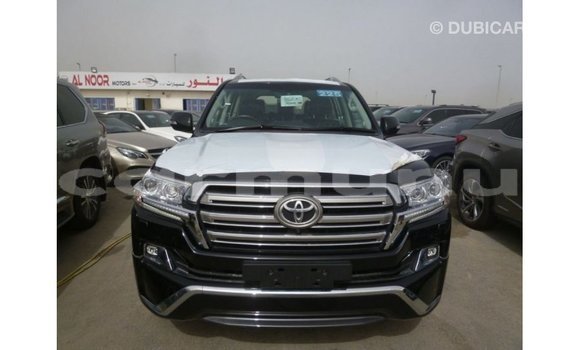 Acheter Import Voiture Toyota Land Cruiser Noir à Import - Dubai, Région de la Bouenza Acheter Import Voiture Toyota Land Cruiser Noir à Import - Dubai, Région de la Bouenza