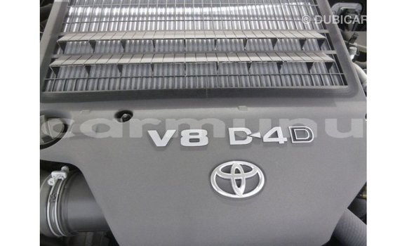 Acheter Import Voiture Toyota Land Cruiser Noir à Import - Dubai, Région de la Bouenza Acheter Import Voiture Toyota Land Cruiser Noir à Import - Dubai, Région de la Bouenza