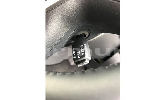 Buy Import Toyota Land Cruiser White Car in Import - Dubai in Region of Bouenza Buy Import Toyota Land Cruiser White Car in Import - Dubai in Region of Bouenza