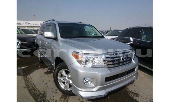 Acheter Import Voiture Toyota Land Cruiser Autre à Import - Dubai, Région de la Bouenza Acheter Import Voiture Toyota Land Cruiser Autre à Import - Dubai, Région de la Bouenza
